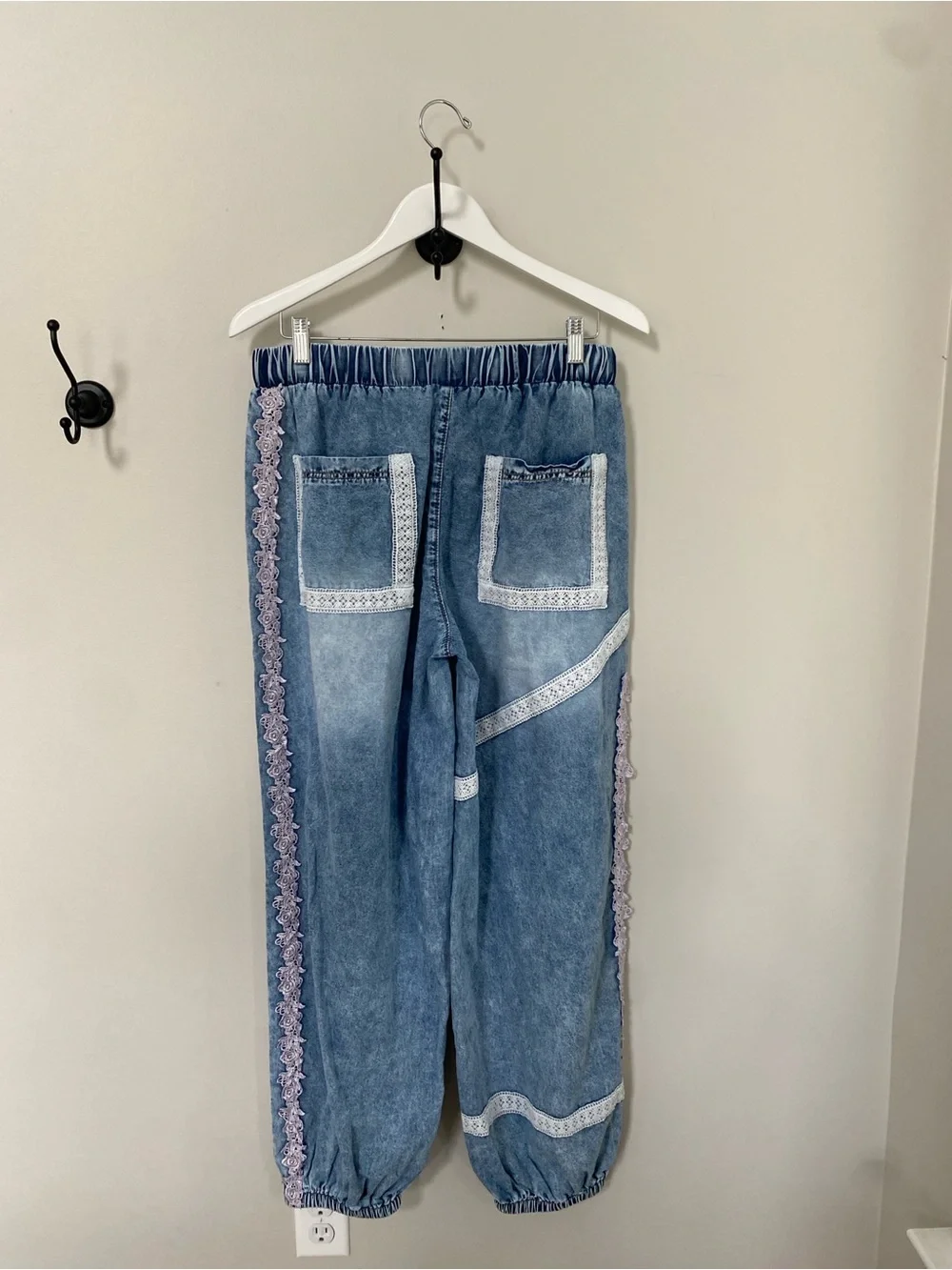 POL Bohemian Lace Tim Denim Joggers SZ Large Womens